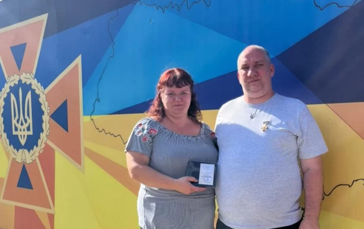 «Nedrīkst atslābt.» Dzintars un Sanita Robuļi kopš kara pirmajām dienām palīdz Ukrainai «Nedrīkst atslābt.» Dzintars un Sanita Robuļi kopš kara pirmajām dienām palīdz Ukrainai