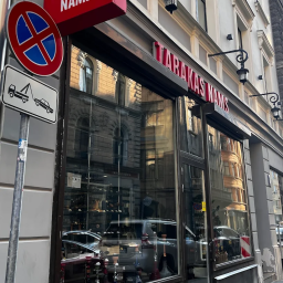 Tabakas nams Riga, VALNU IELA 8