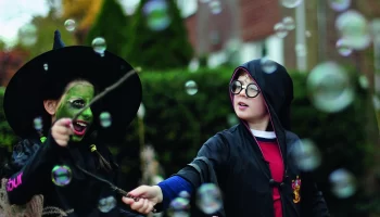 Хэллоуин: от поминовения ушедших к безумной вечеринке