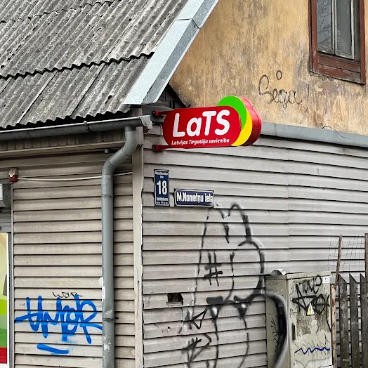 Lats Riga, MAZA NOMETNU IELA 18