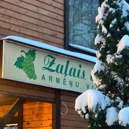 Zilais darzs Riga, LIEPAJAS IELA 19