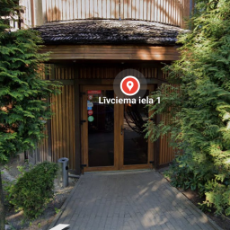 Zilais darzs Riga, LIVCIEMA IELA 1